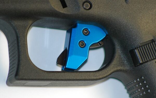 Serpico Performance STRYKOUT™ Gen 3-4 Trigger Shoe Cerulean Blue for Glock® - Image 3